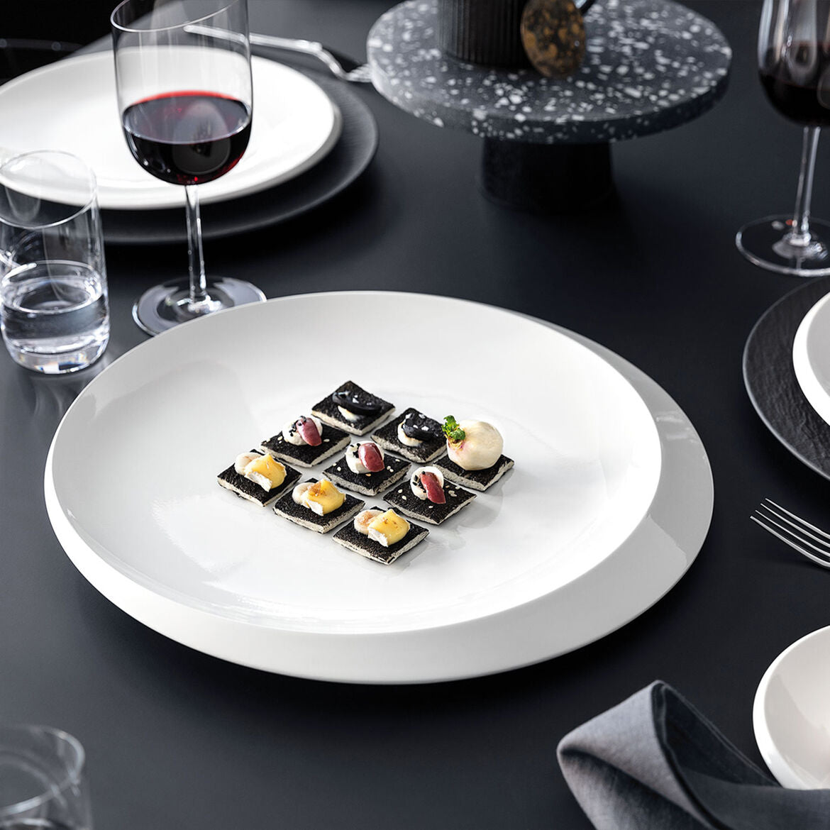 VILLEROY & BOCH - NewMoon Serving Plate 37cm White Porcelain