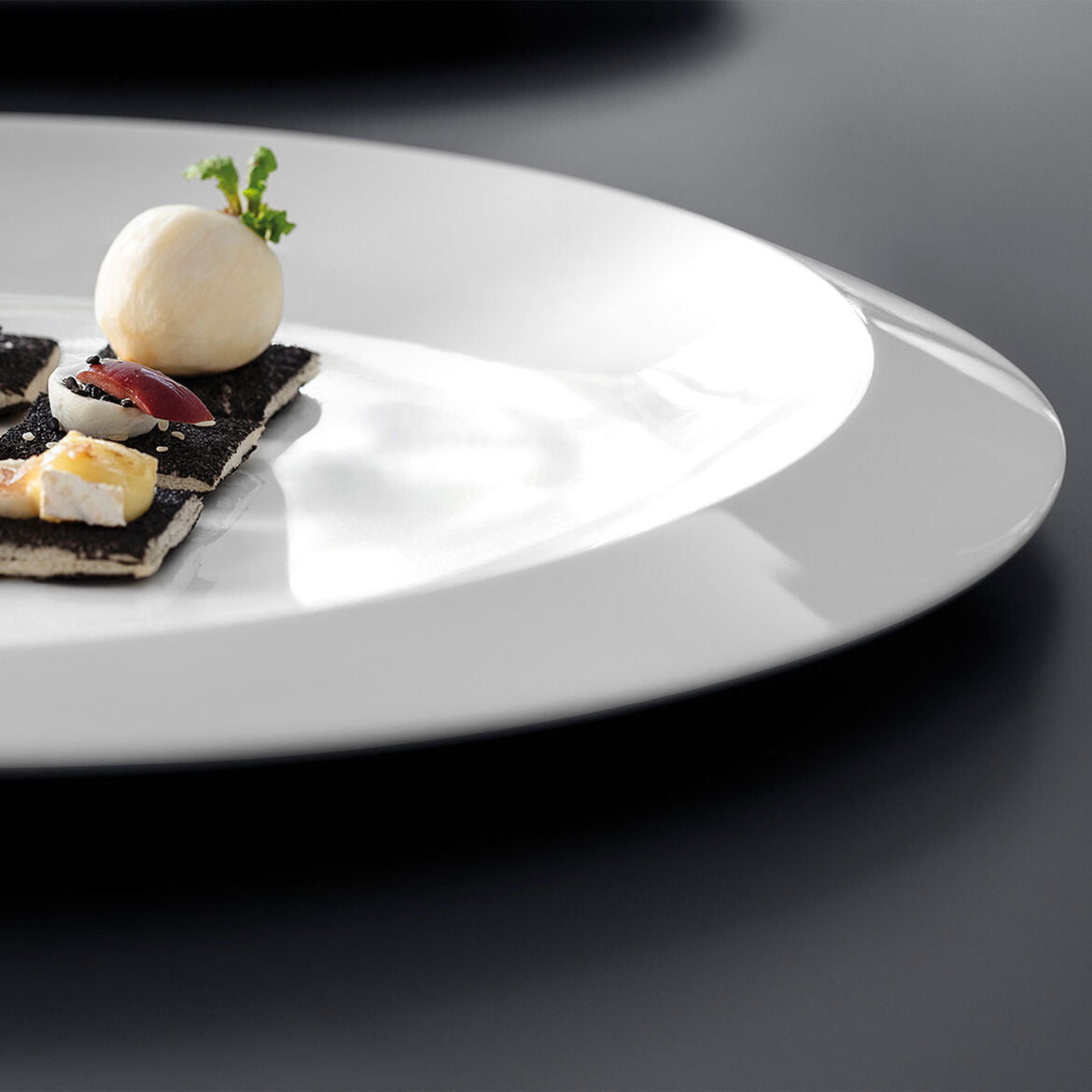 VILLEROY & BOCH - NewMoon Serving Plate 37cm White Porcelain