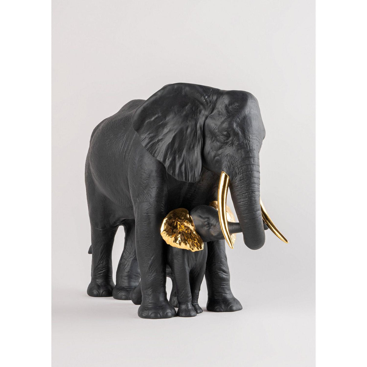 LLADRO' Scultura Mostrando la Strada Nero e Oro Serie Limitata 27x36cm Porcellana
