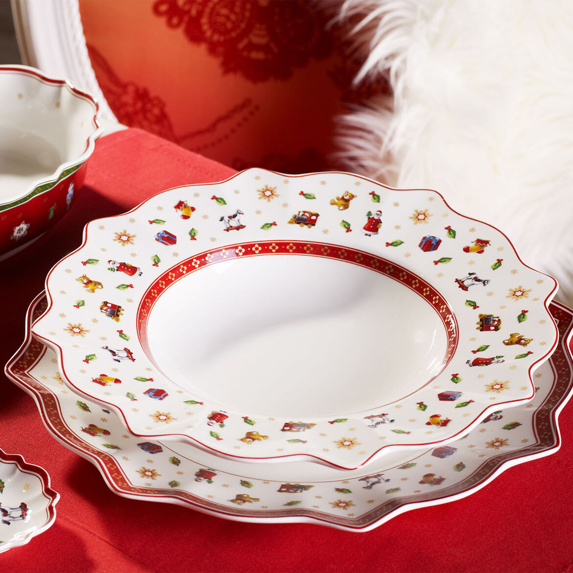 VILLEROY & BOCH - Toy's Delight White Dinner Plate 29cm Christmas Table