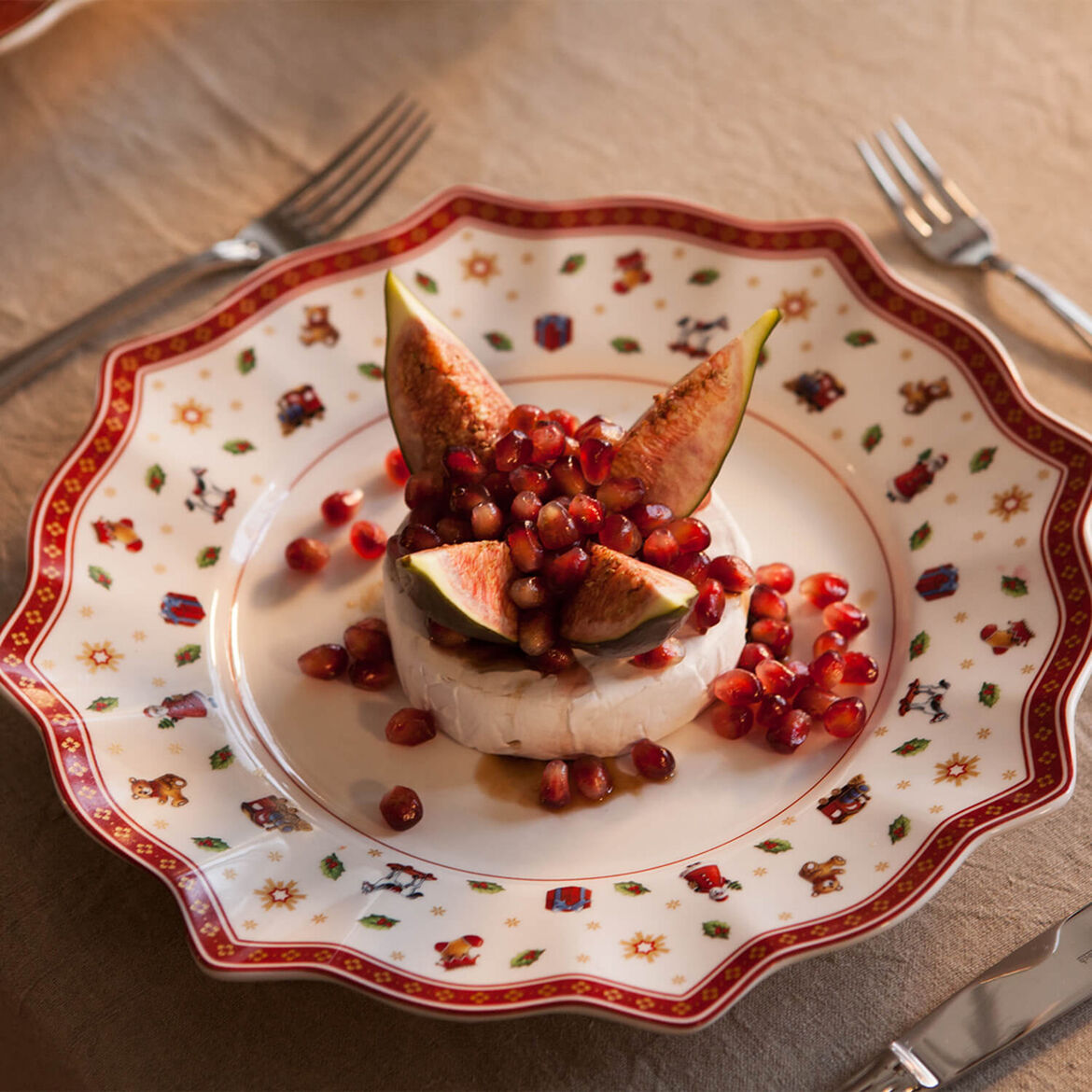 VILLEROY & BOCH - Toy's Delight White Dinner Plate 29cm Christmas Table