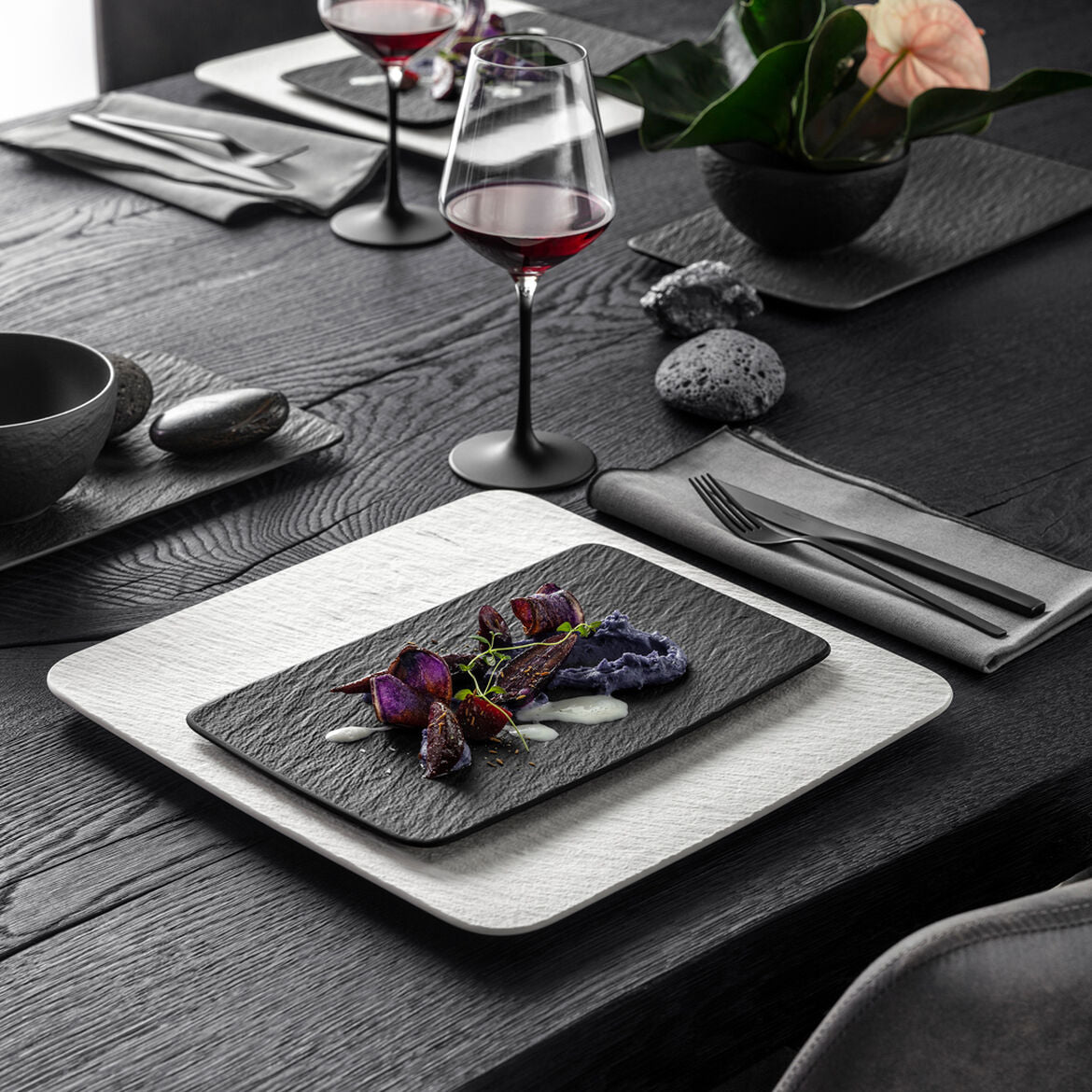 VILLEROY & BOCH Manufacture Rock Nero Piatto Rettangolare 28x17cm Porcellana