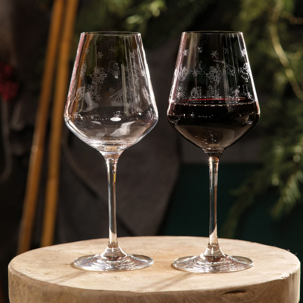 VILLEROY & BOCH - Toy's Delight Red Wine Goblet Set 2 Pieces 23.5cm Christmas