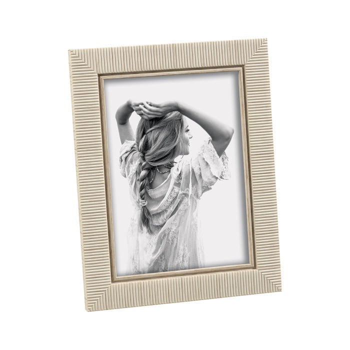 Portafoto Mascagni Casa in plastica beige con righe intarsiate 15x20 cm