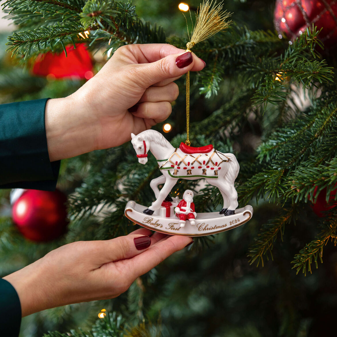VILLEROY & BOCH Annual Ornaments 2024 Addobbo per Albero di Natale Cavallo a Dondolo 11x9cm Porcellana