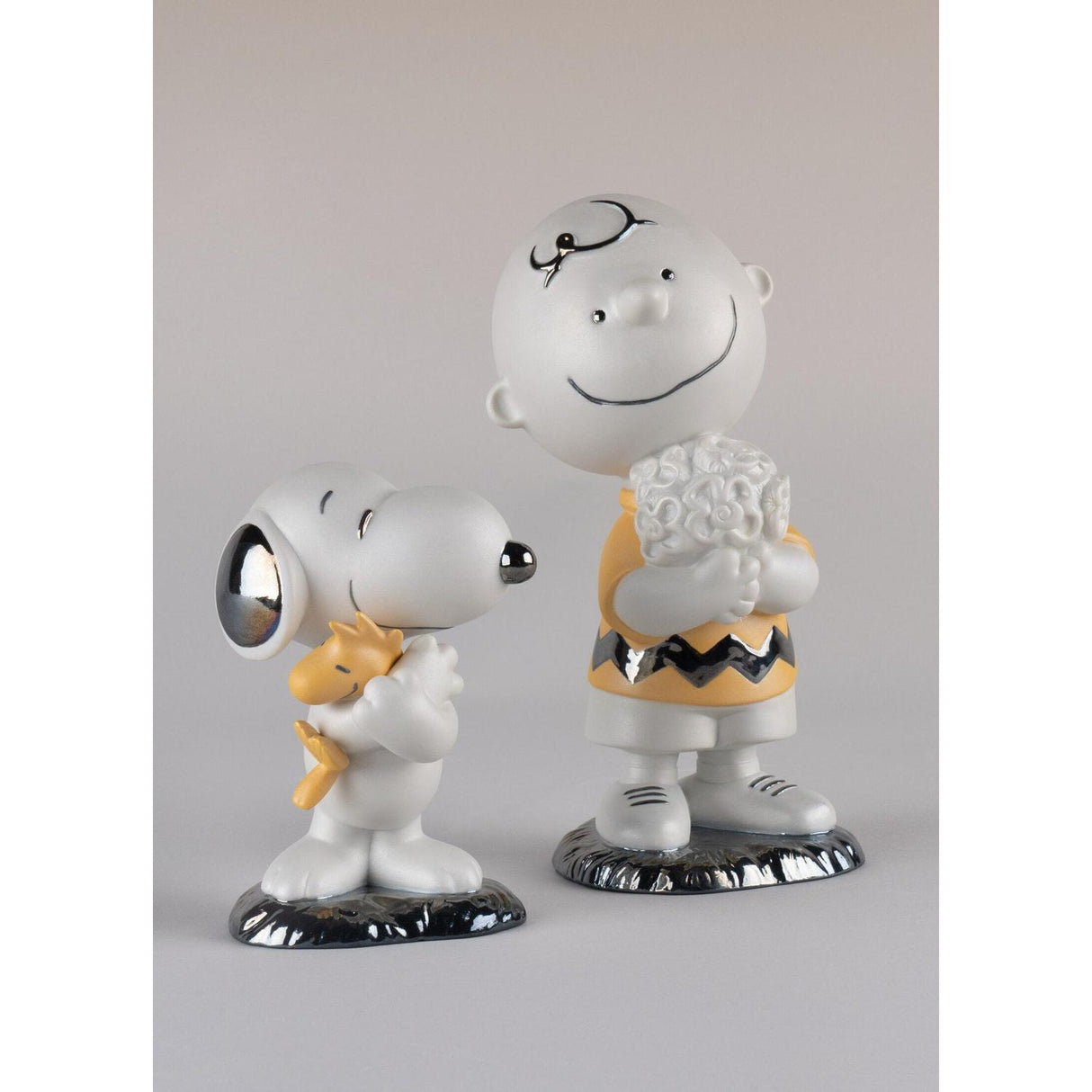 LLADRO' Figurina Snoopy™ 13x8cm Porcellana