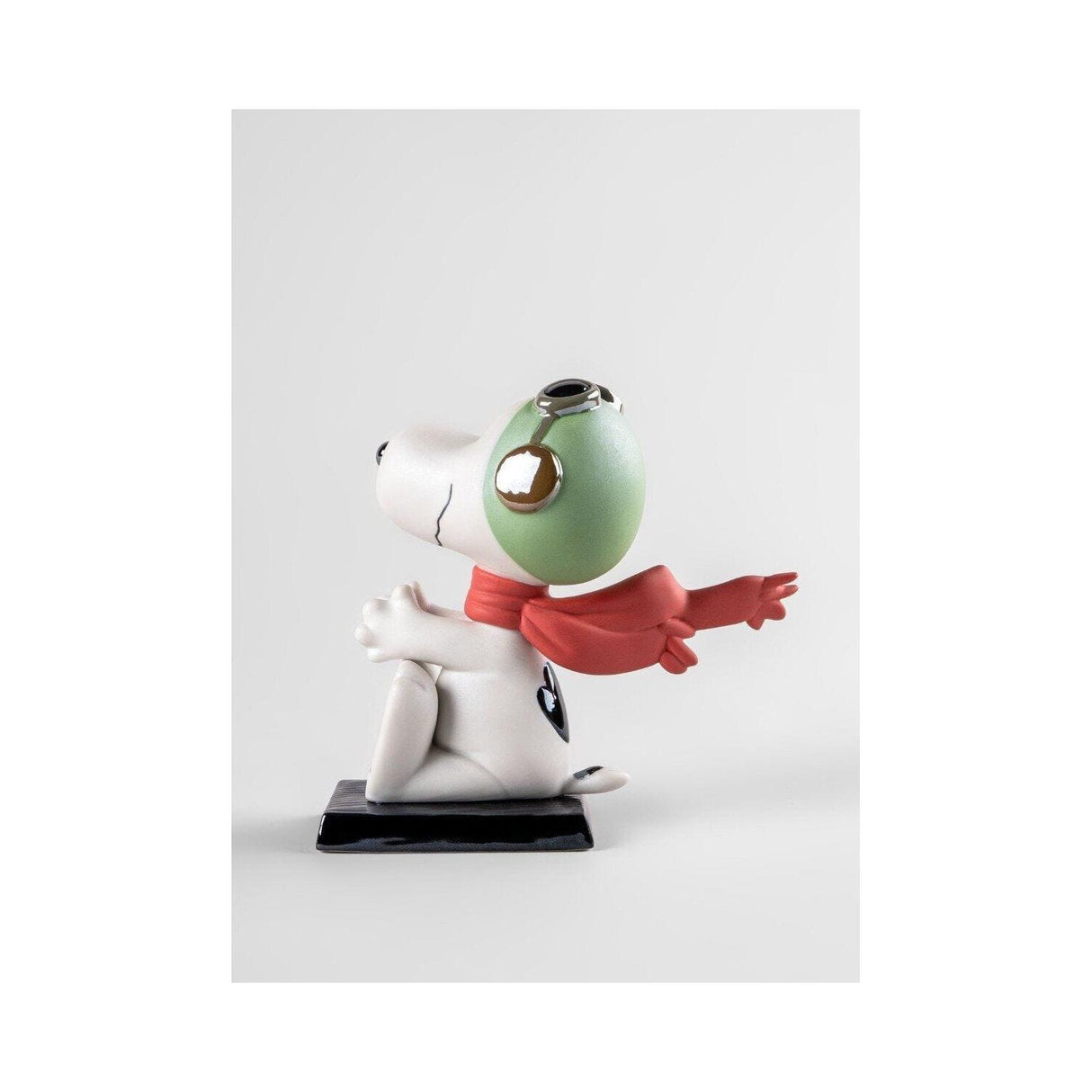 LLADRO' Figurina Snoopy™ Flying Ace 15x16cm Porcellana