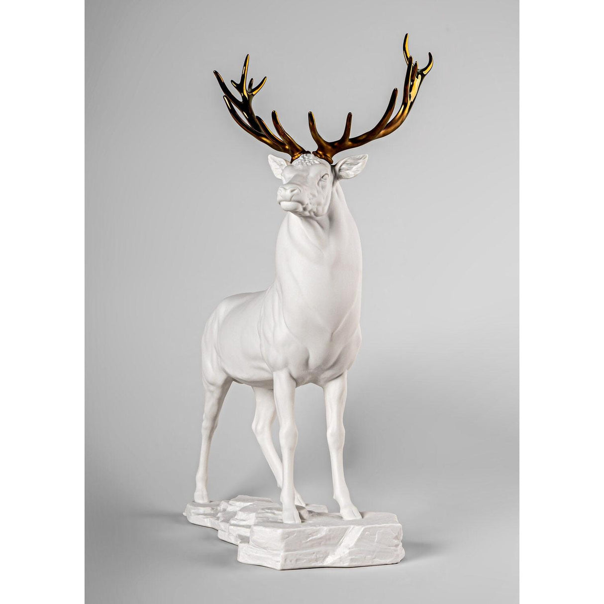 LLADRO' Scultura Cervo Bianco Rame 52x41cm Porcellana