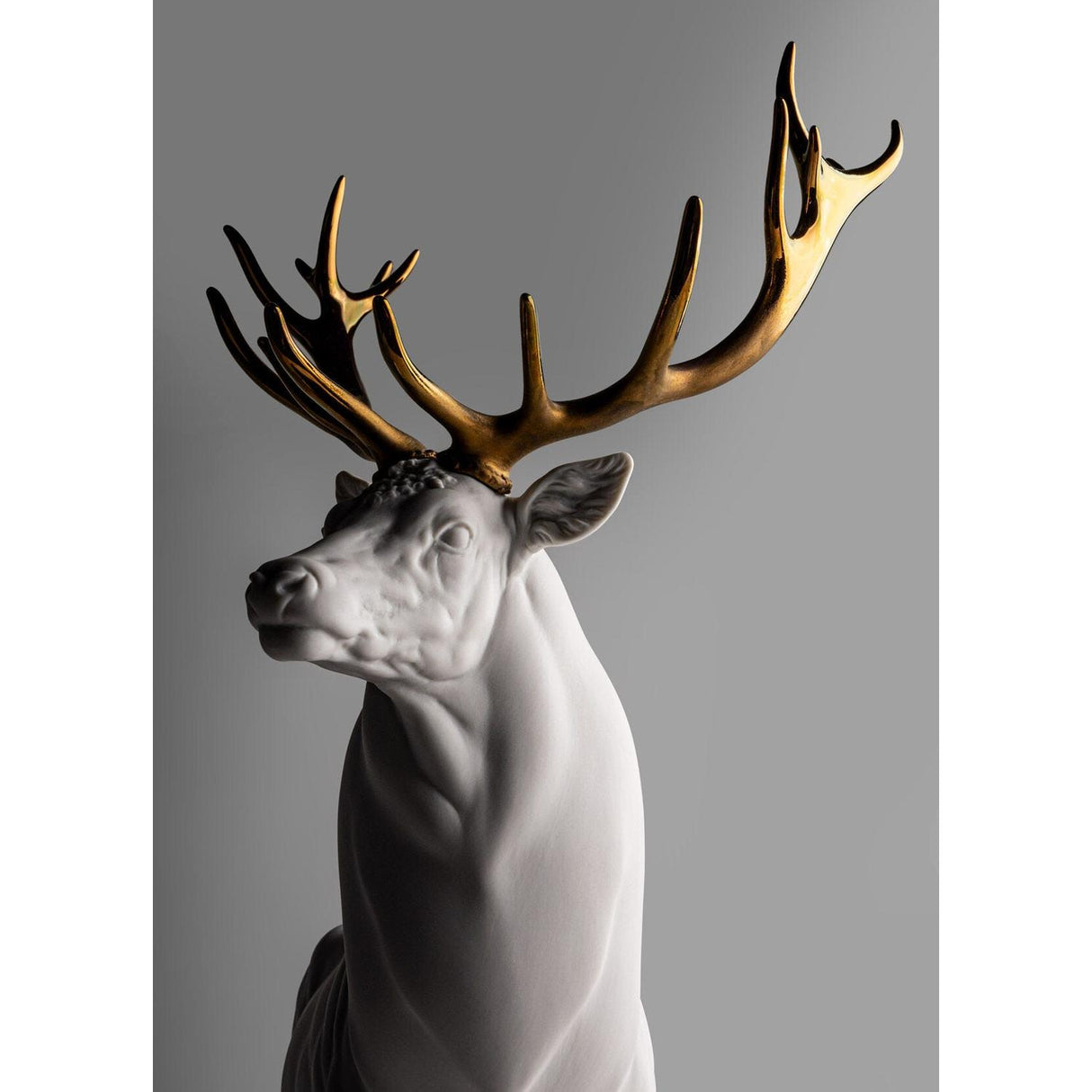 LLADRO' Scultura Cervo Bianco Rame 52x41cm Porcellana