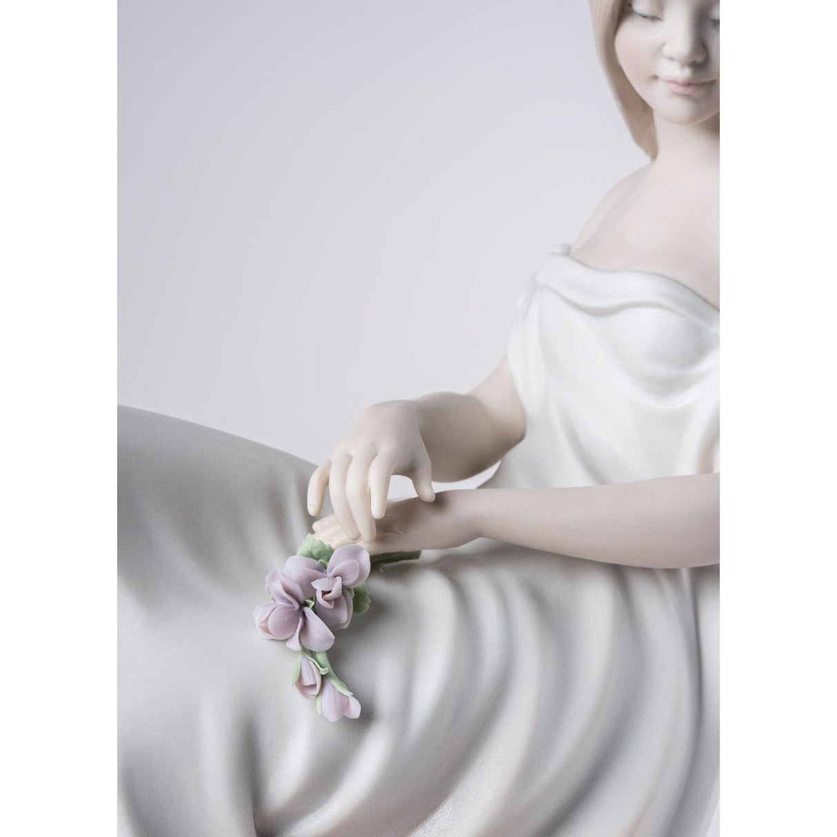 LLADRO' Scultura Nei Suoi Pensieri 43x31cm Porcellana