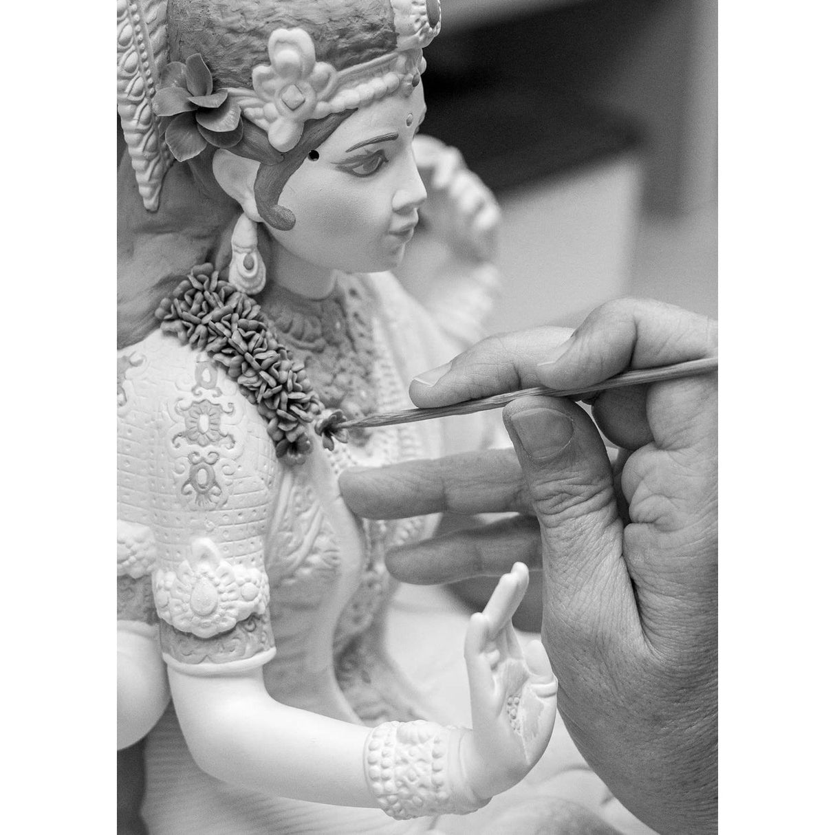 LLADRO' Scultura Statua Dea Lakshmi 41x27cm Porcellana