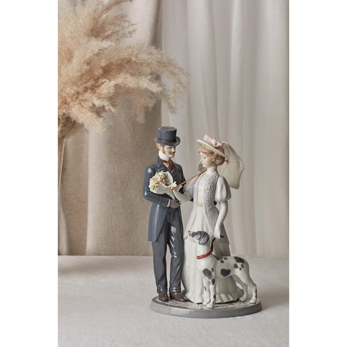 LLADRO' Passeggiata Romantica 33x22cm Porcellana