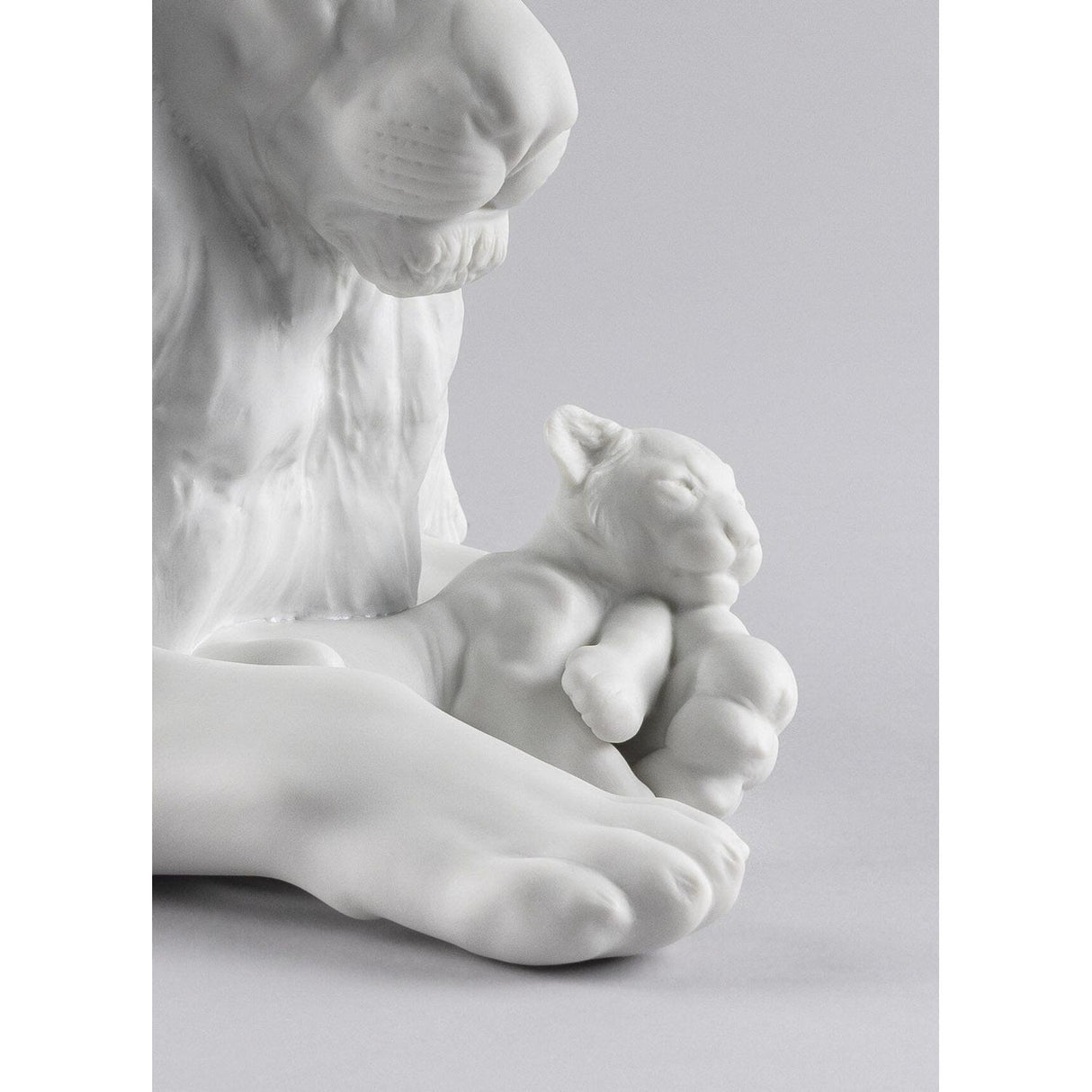 LLADRO' Figurina Leone con Cucciolo 21x44cm Porcellana