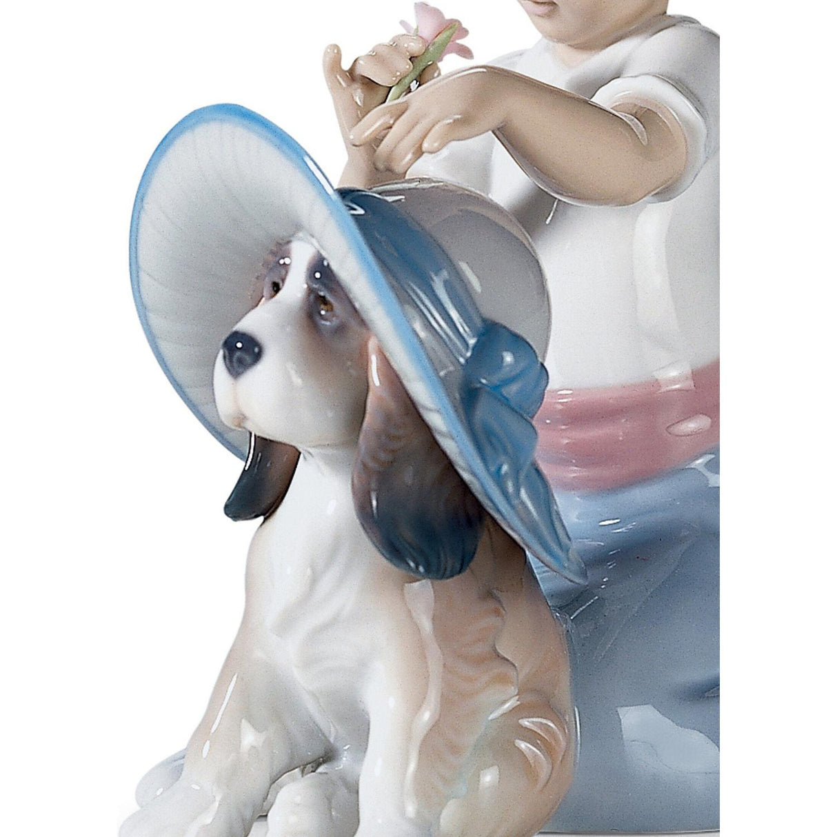 LLADRO' Figurina Bimba Un Tocco D'Eleganza 15x13cm Porcellana