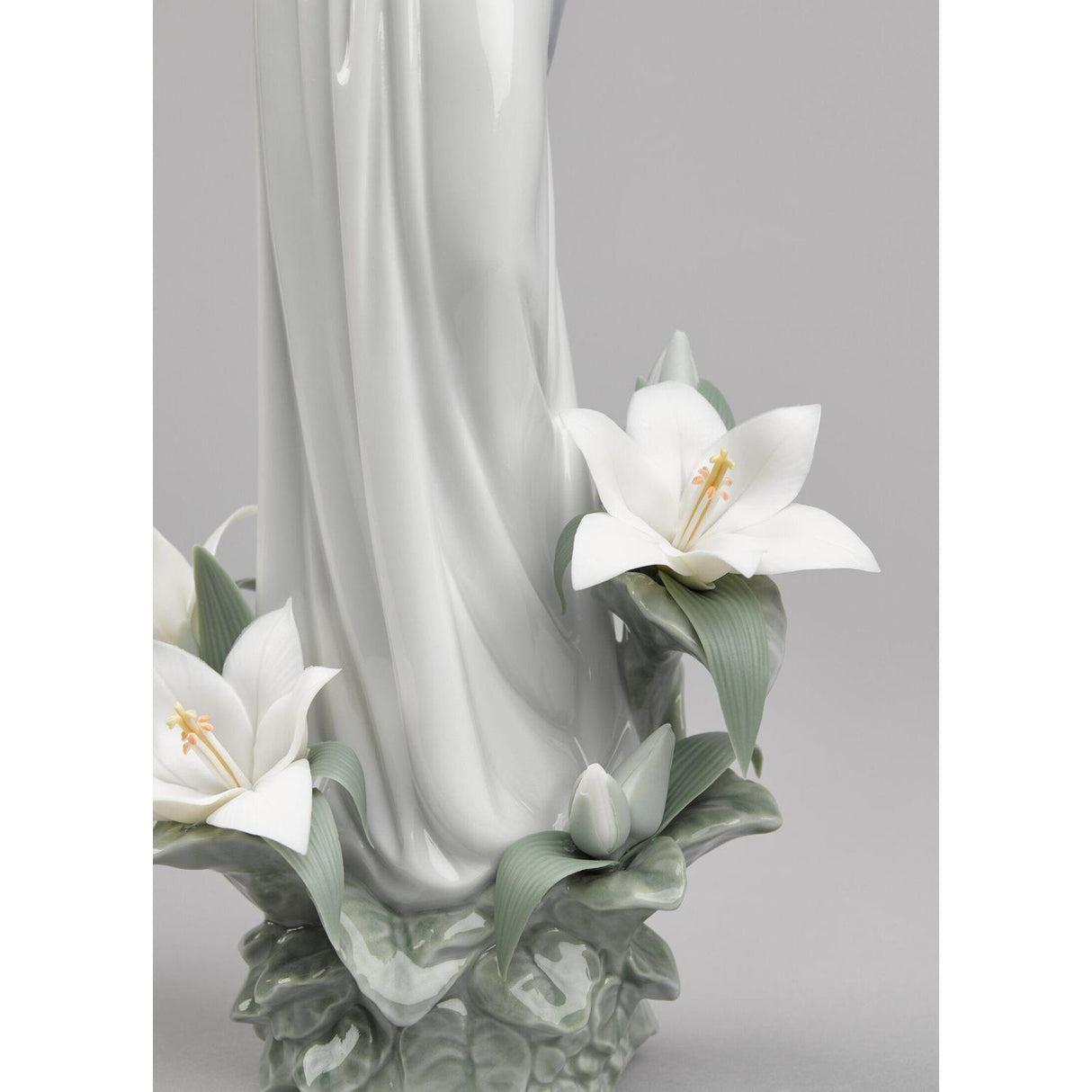 LLADRO' Figurina Madonna Dei Fiori 33x14cm Porcellana