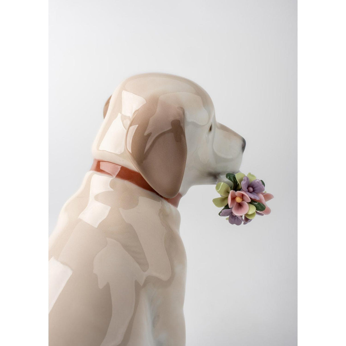 LLADRO' Figurina Cane Questi Fiori Sono per Te 12x7cm Porcellana