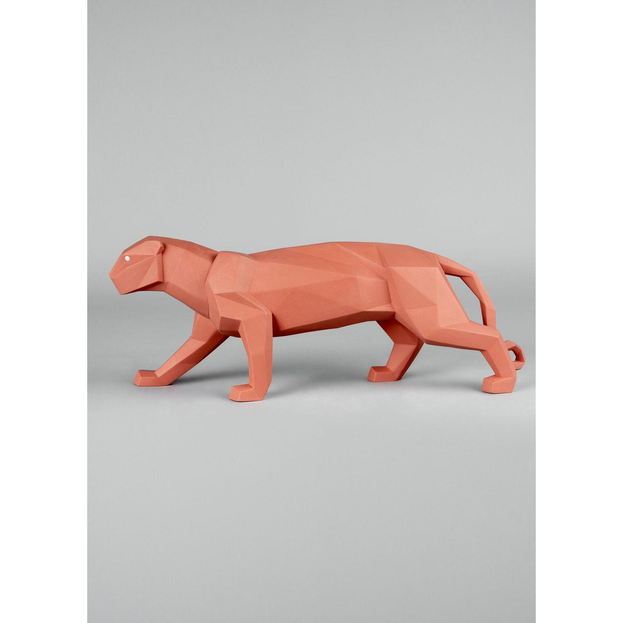 LLADRO' Scultura Pantera Corallo Opaco 19x50cm Porcellana
