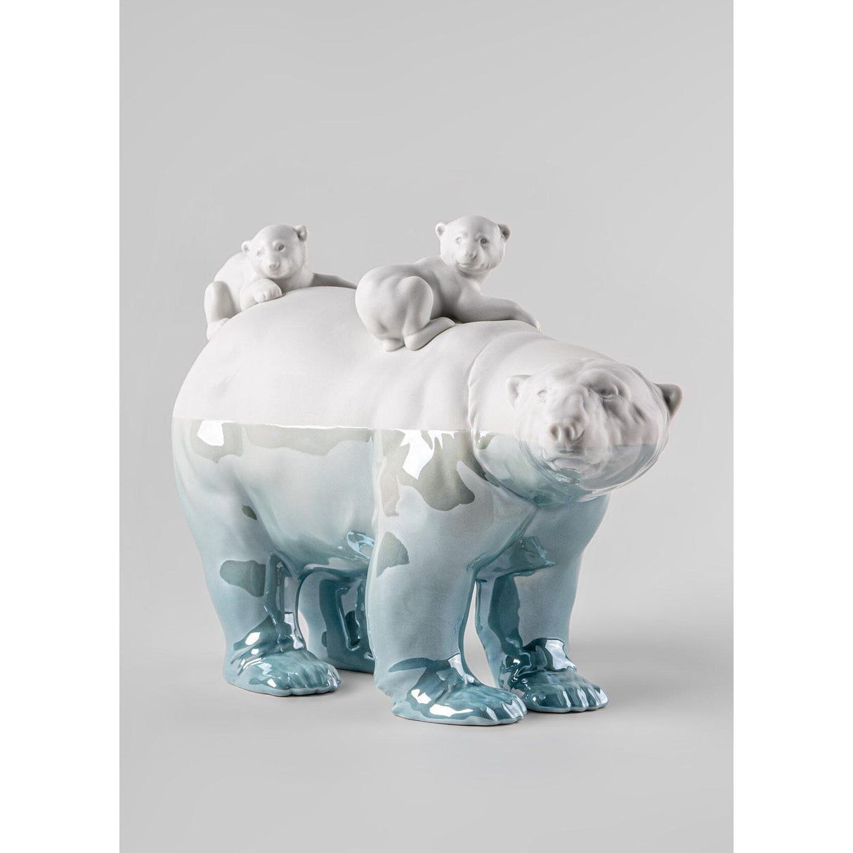 LLADRO' Scultura Mamma Orsa e I Suoi Piccoli Underwater 25x39cm Porcellana