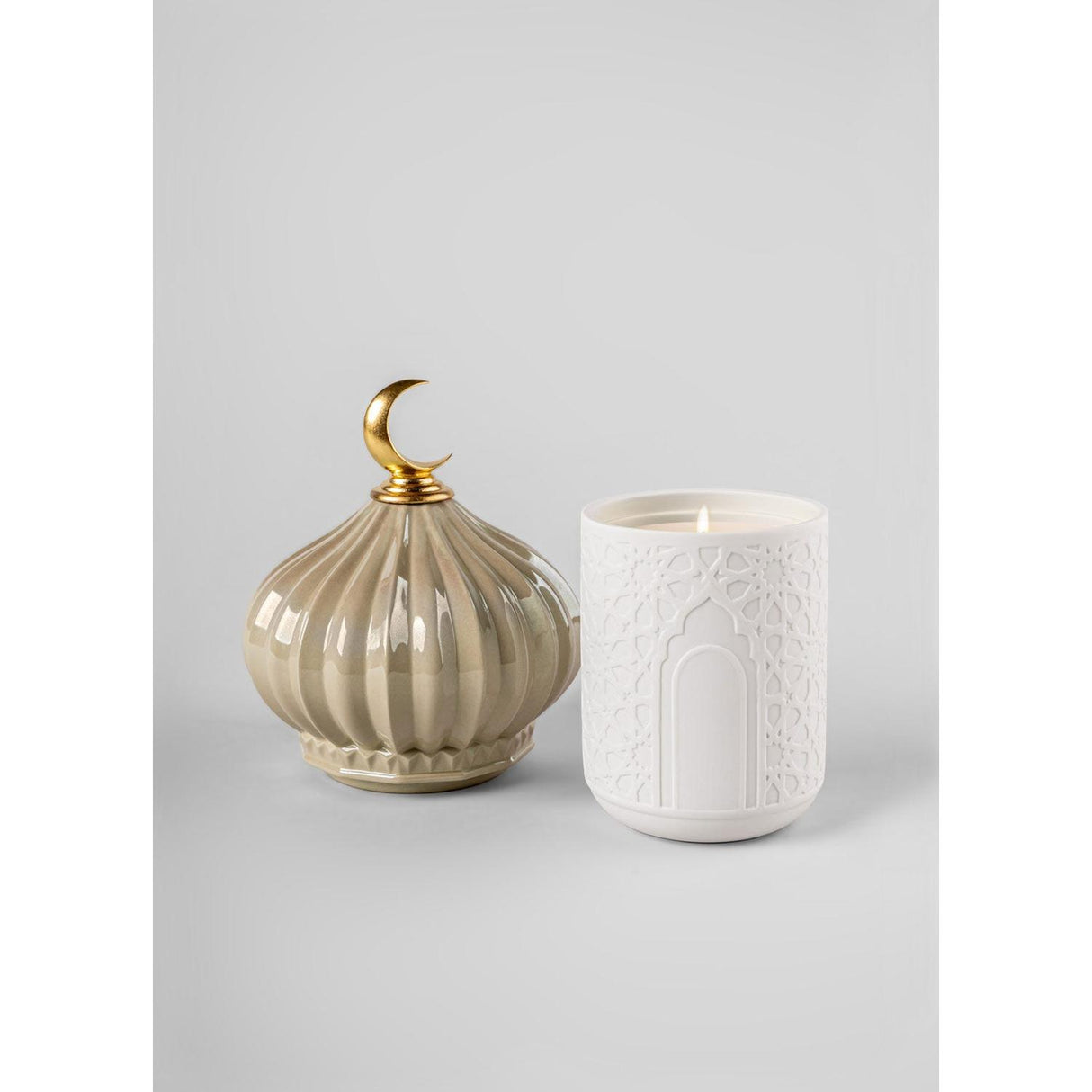 LLADRO' Candela Majestic Nights a Secret Orient Crema 24x13cm Porcellana