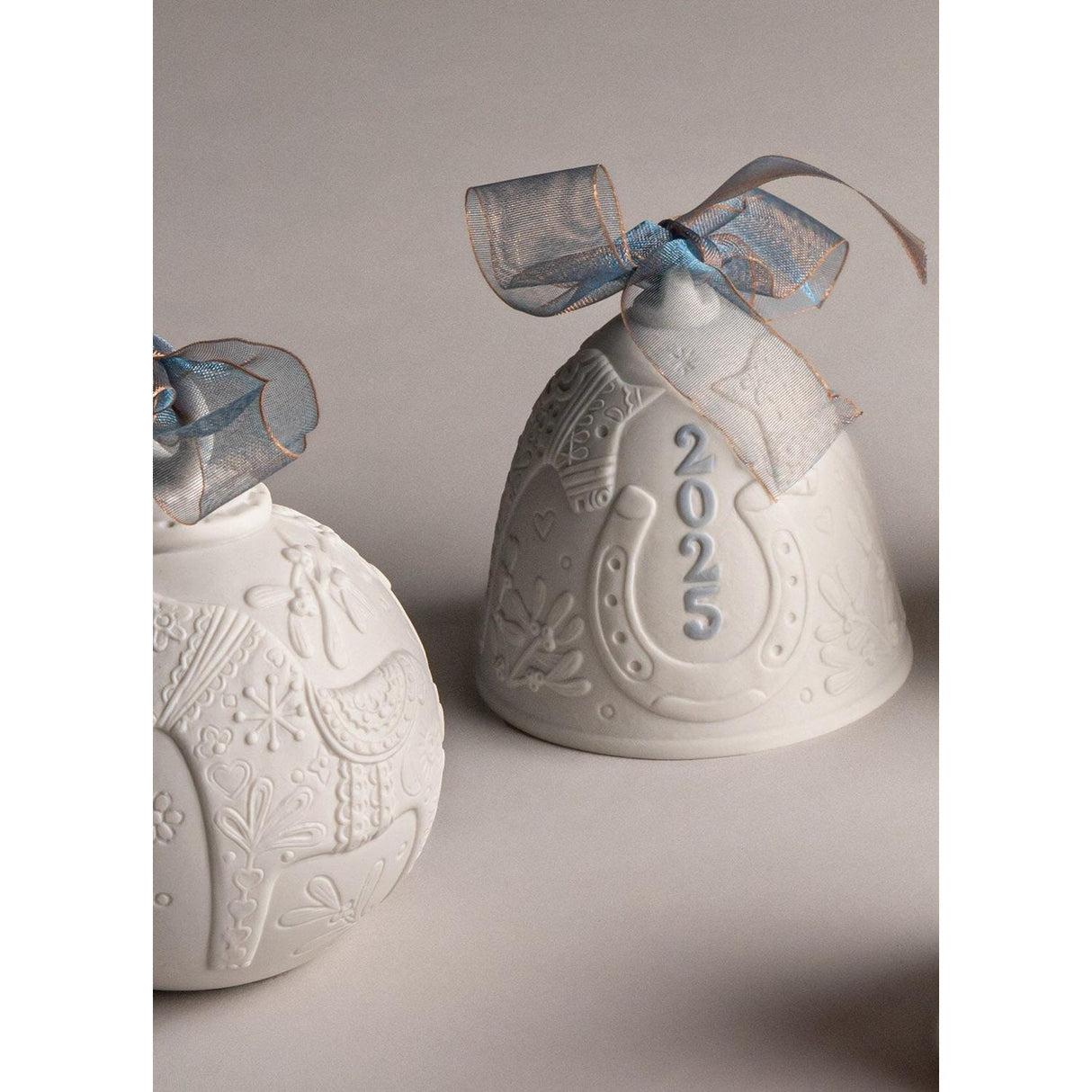 LLADRO' 2025 Campana di Natale 9x8cm Porcellana