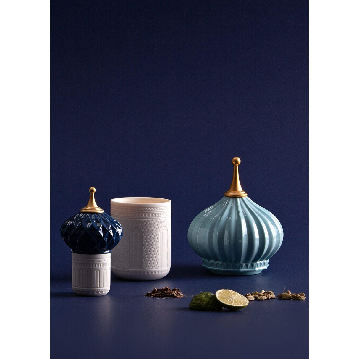 LLADRO' Candela Pinnacolo Azzurro 1001 Lights Profumo Unbreakable Spirit 13x8cm Porcellana