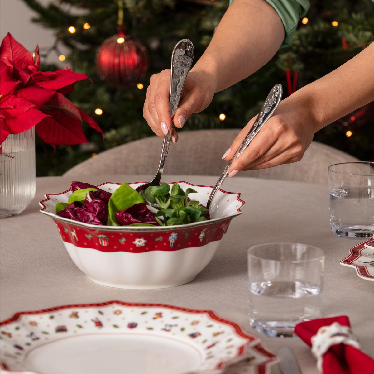 VILLEROY & BOCH Set Posate da Insalata Natalizie Toy's Delight in Acciaio inossidabile 27cm