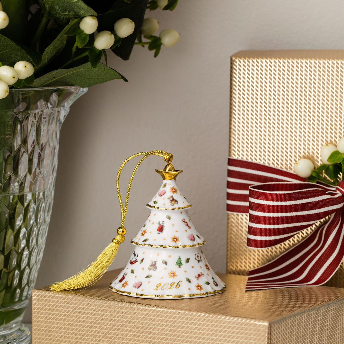 VILLEROY & BOCH Addobbo Albero di Natale Christmas Classics 2026 Oro in Porcellana Premium 8cm