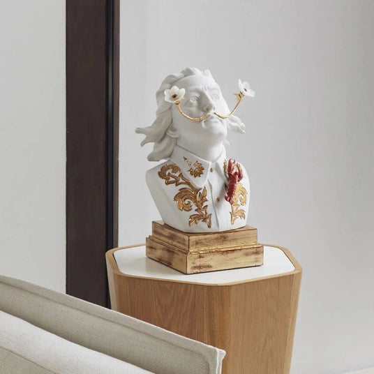 Sculture Lladró in porcellana artistica: figure da collezione fatte a mano