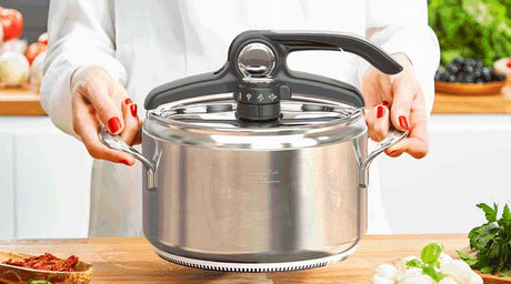 Pentola a pressione Lagostina La Classica e La Diva in acciaio inox Made in Italy