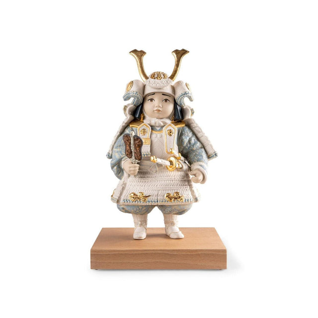 Statuina Bambino Samurai Lladrò in porcellana opaca dettagli oro 36x21 cm