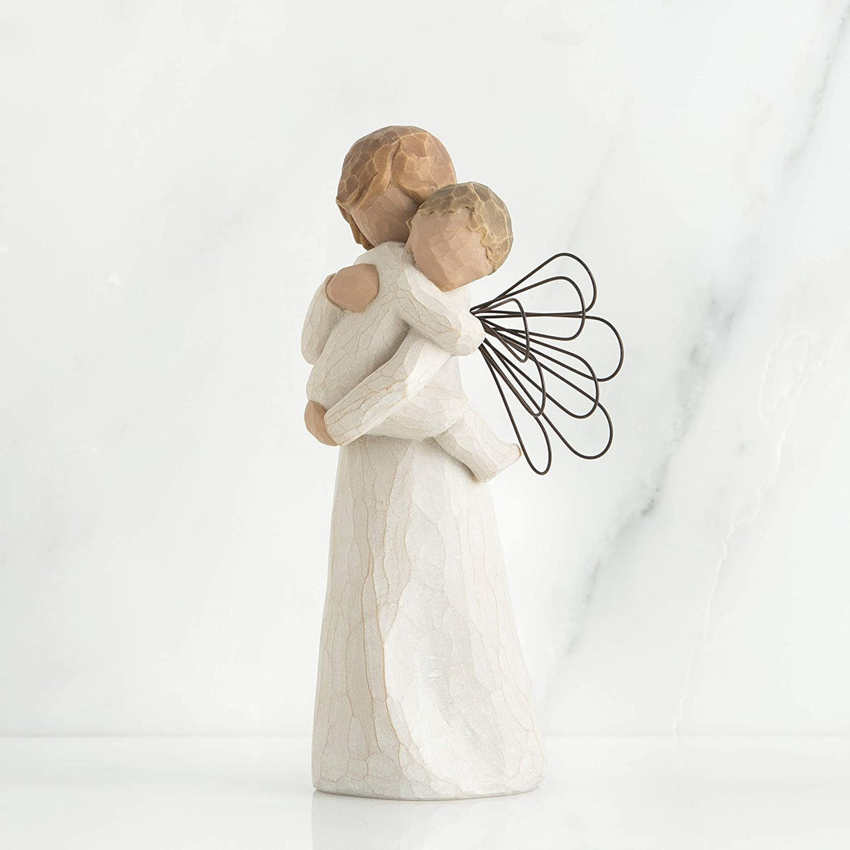 WILLOW TREE - Hugging Angel Design by Susan Lordi 14cm 26084