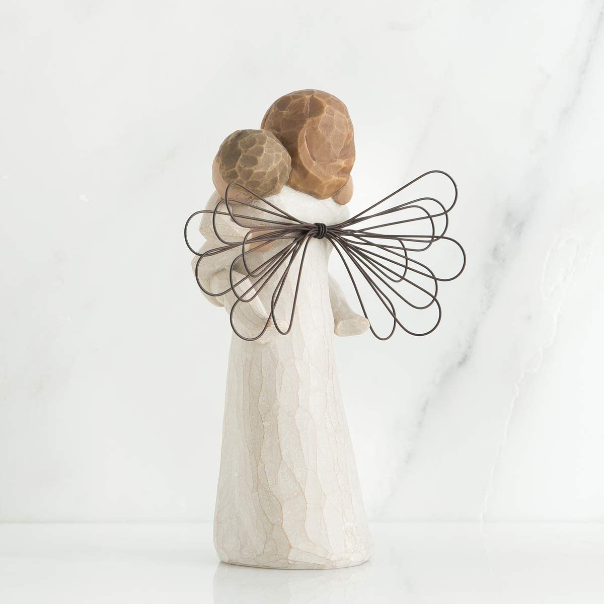 WILLOW TREE - Hugging Angel Design by Susan Lordi 14cm 26084