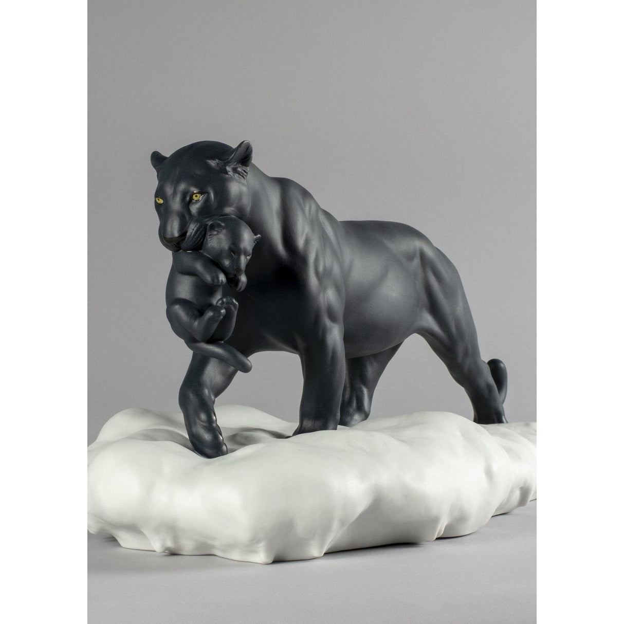 LLADRO' Figurina Pantera Nera con Cucciolo 25x48cm Porcellana
