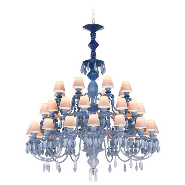 Lampadario Belle de Nuit Lladrò in porcellana azzurra 40 luci