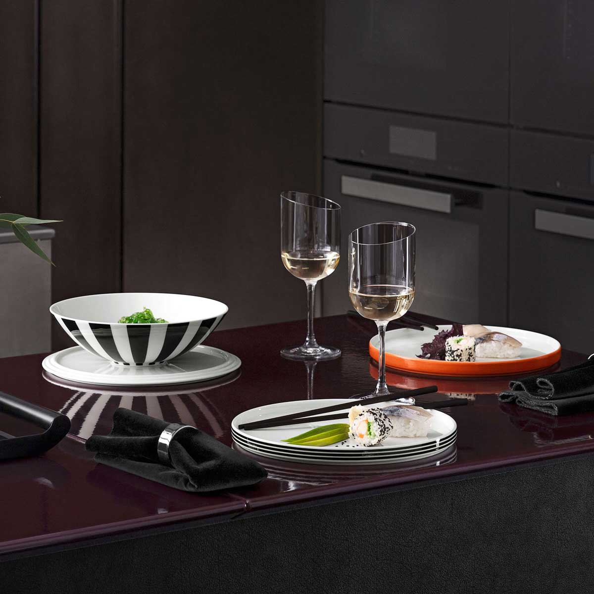 VILLEROY &amp; BOCH Iconic La Boule Memphis Porcelain Dinner Service