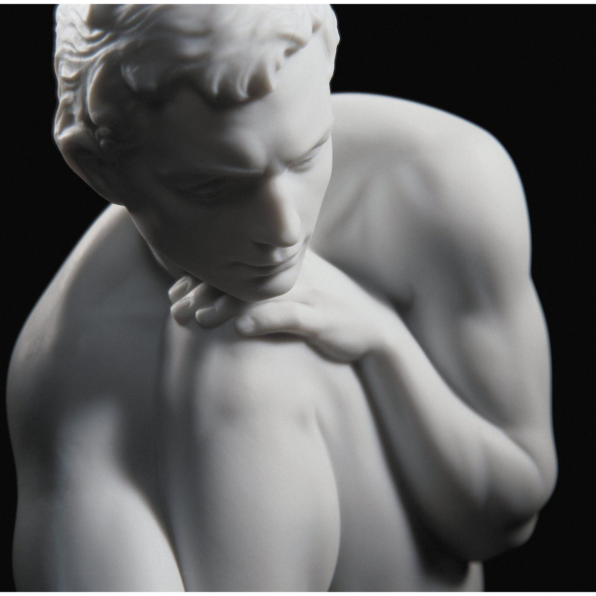 LLADRO' Figurina Uomo Scientia 31x16cm Porcellana