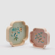 Set 2 vassoi EDG in legno con decori floreali bianco beige e grigio