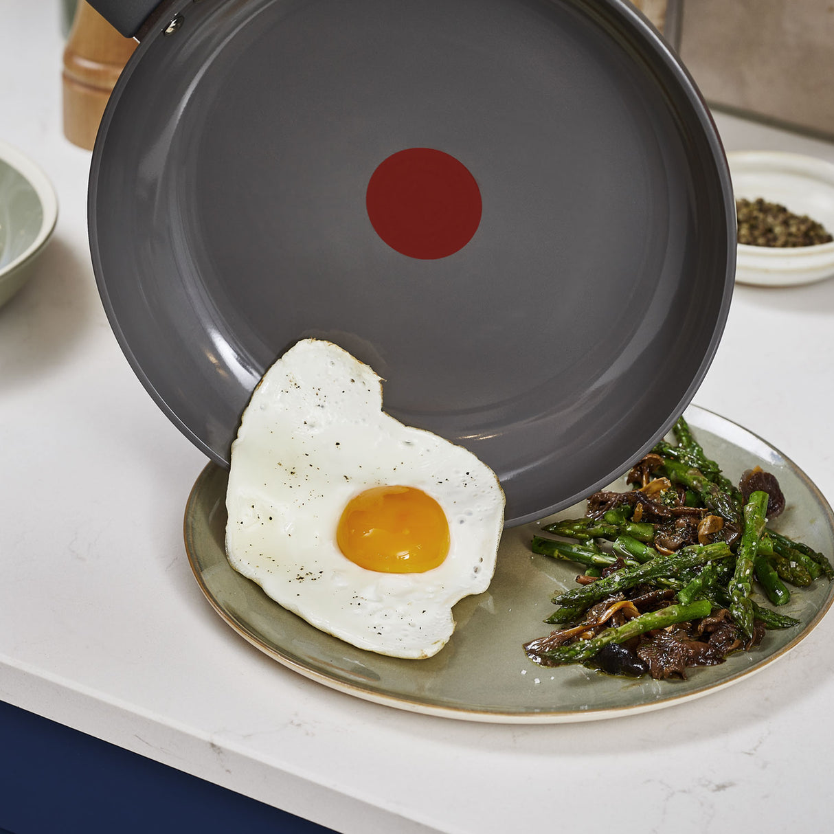 LAGOSTINA Resource Frying Pan with Non-Stick Ceramic Coating 28cm Induction Thermosignal