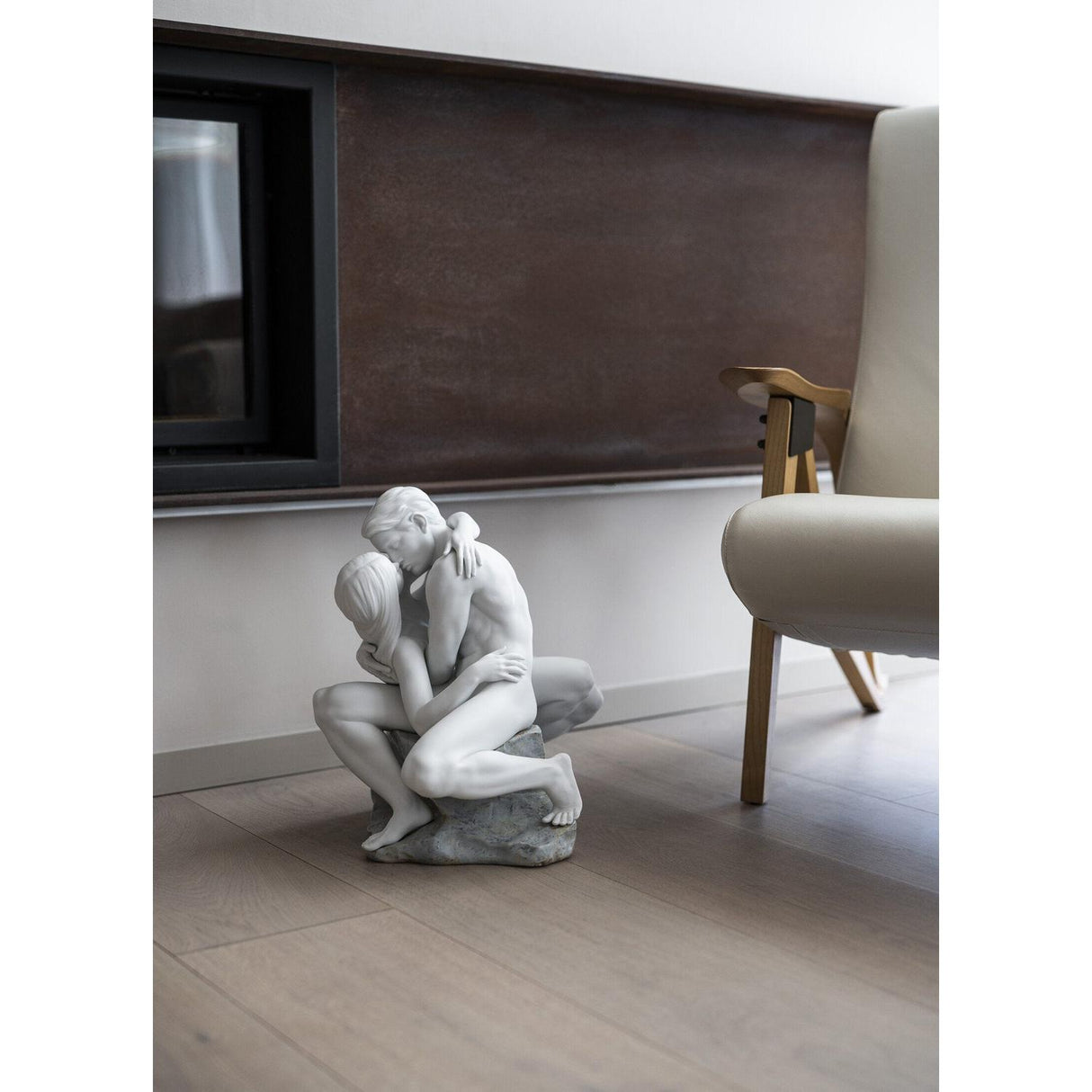 LLADRO' Scultura Coppia Bacio Appassionato 41x31cm Porcellana