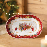 VILLEROY &amp; BOCH Toy's Fantasy Oval Santa Claus Bowl 29cm Christmas Table