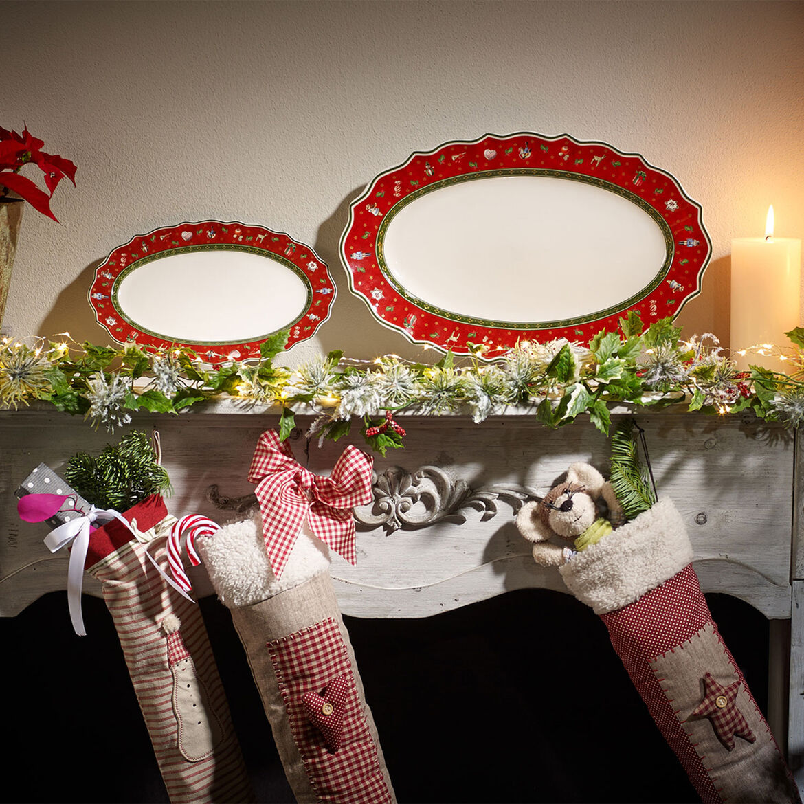 VILLEROY &amp; BOCH Toy's Delight Oval Christmas Table Serving Plate 39cm