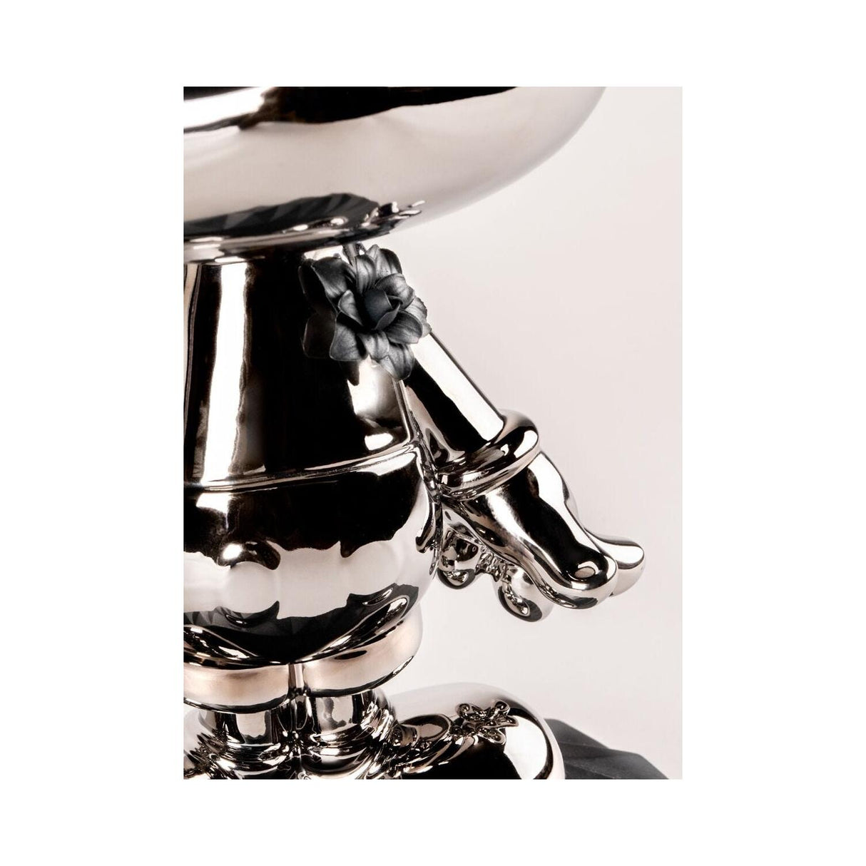LLADRO' Scultura Mickey Mouse Platinum 31x17cm Porcellana