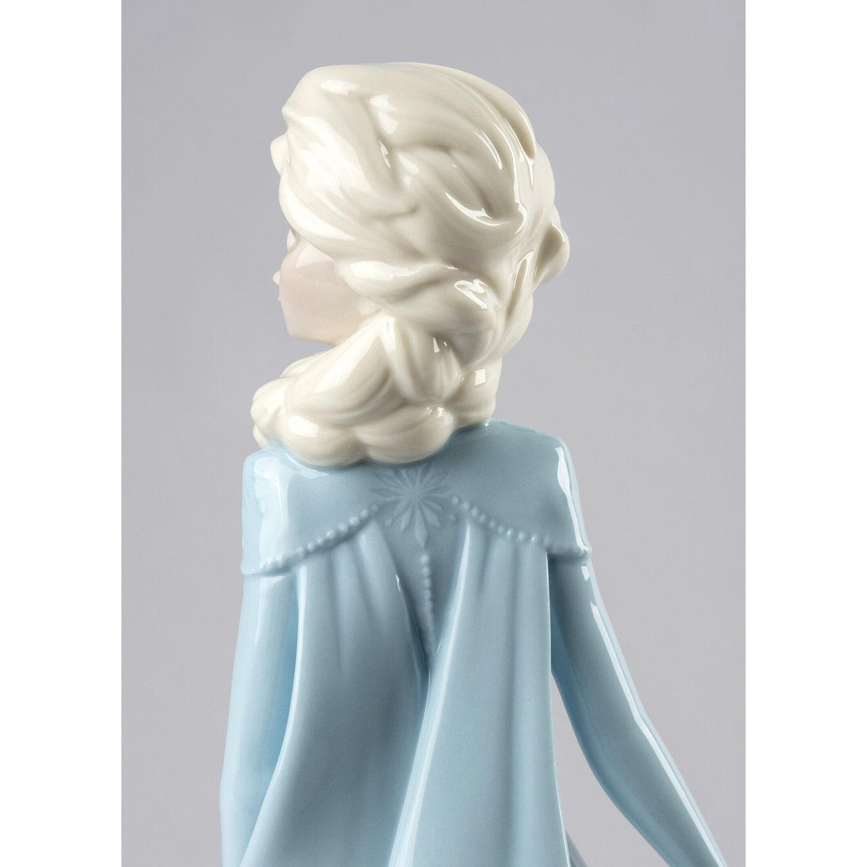 LLADRO' Figurina Elsa 29x11cm Porcellana
