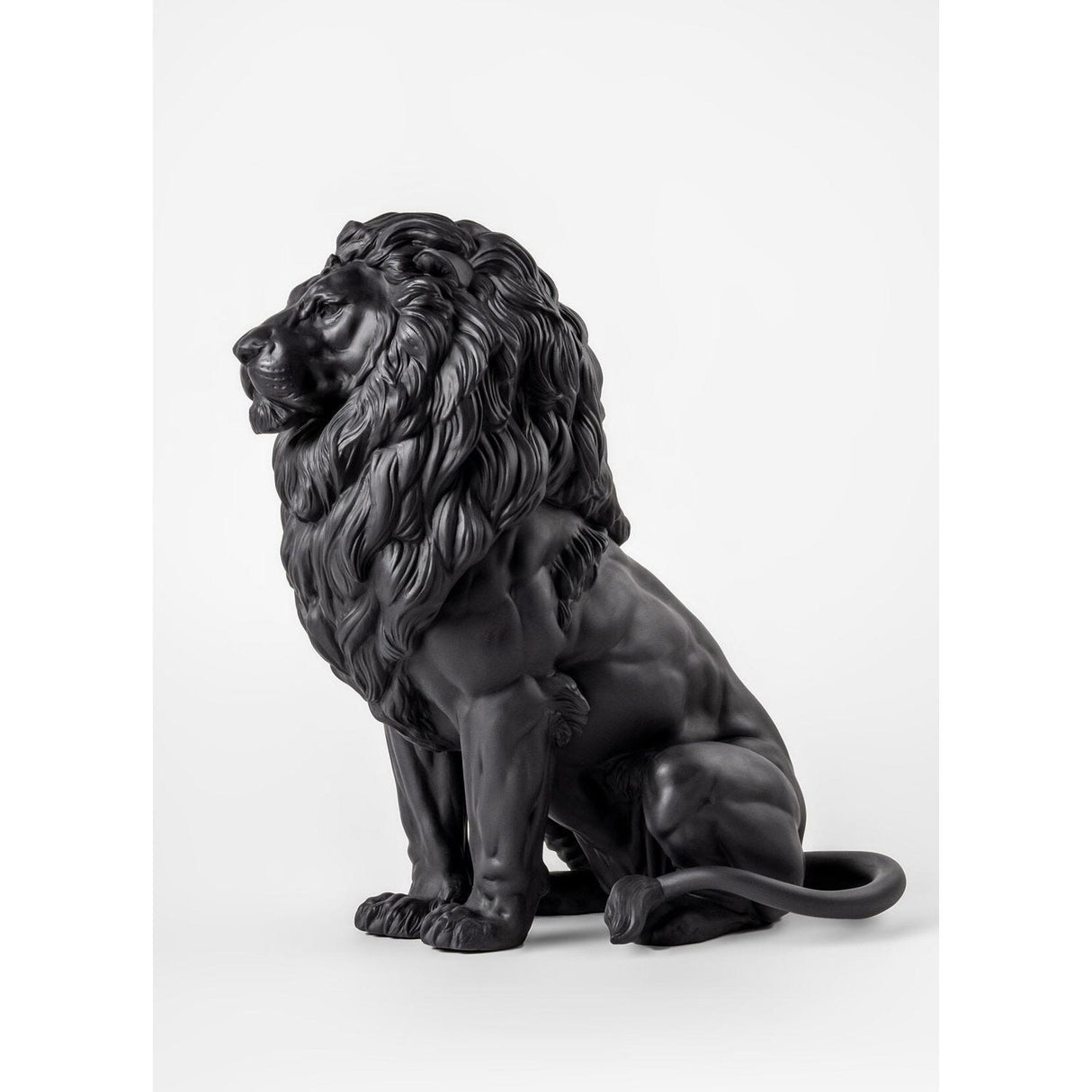 LLADRO' Scultura Leone Maestoso 43x25cm Porcellana