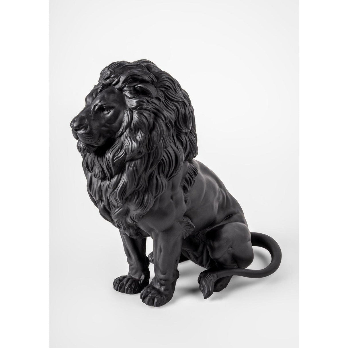 LLADRO' Scultura Leone Maestoso 43x25cm Porcellana
