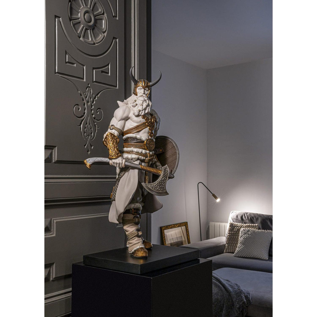 LLADRO' Scultura Odin 70x34cm Porcellana