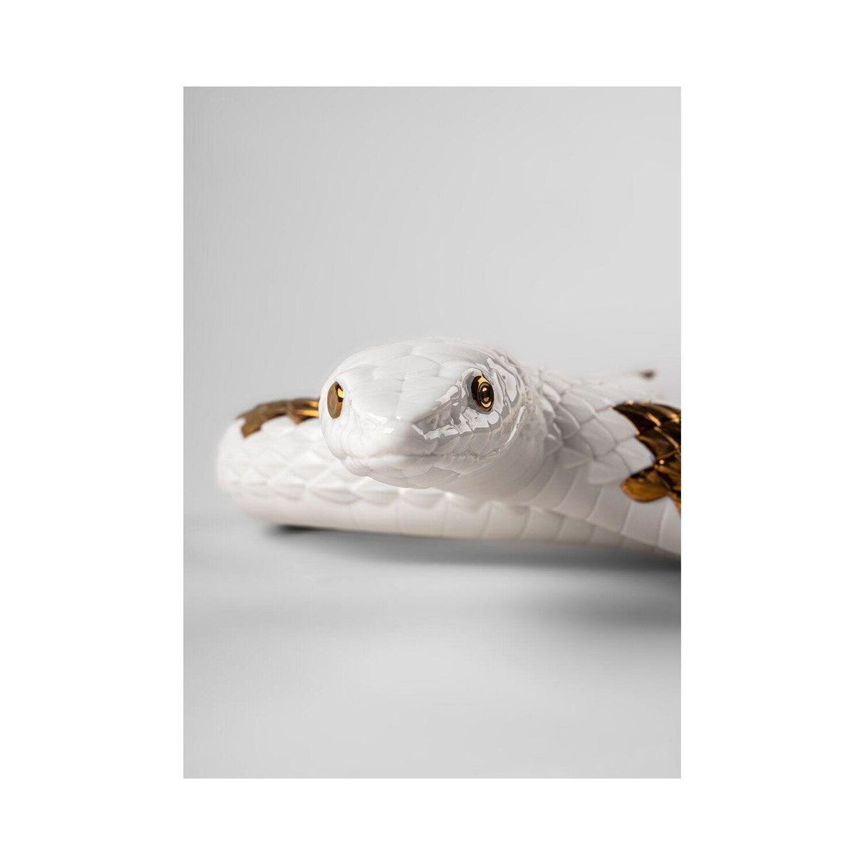 LLADRO' Scultura Serpente Bianco Rame 9x62cm Porcellana