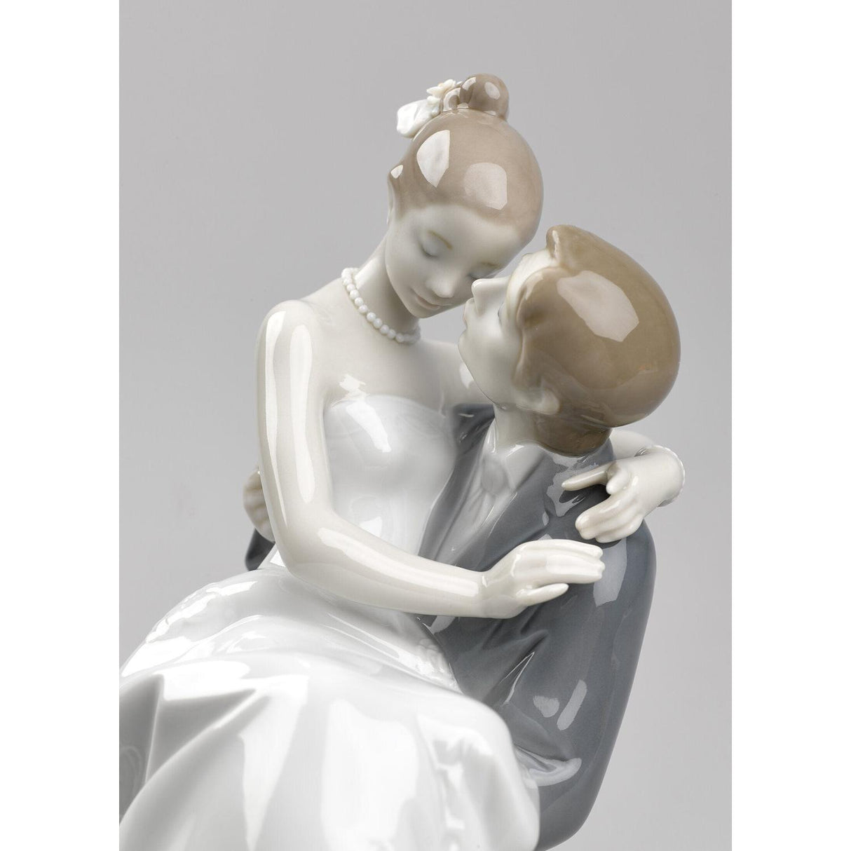 LLADRO' Figurina Coppia Il Giorno Più Felice 27x17cm Porcellana