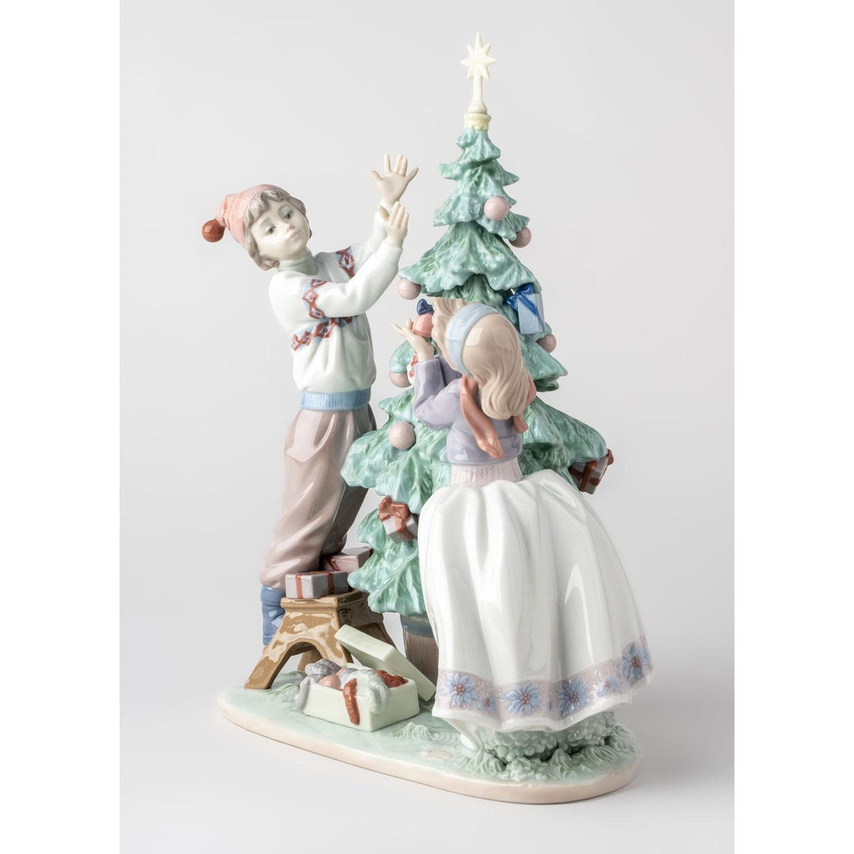 LLADRO' Figurina L'Albero di Natale 32x28cm Porcellana