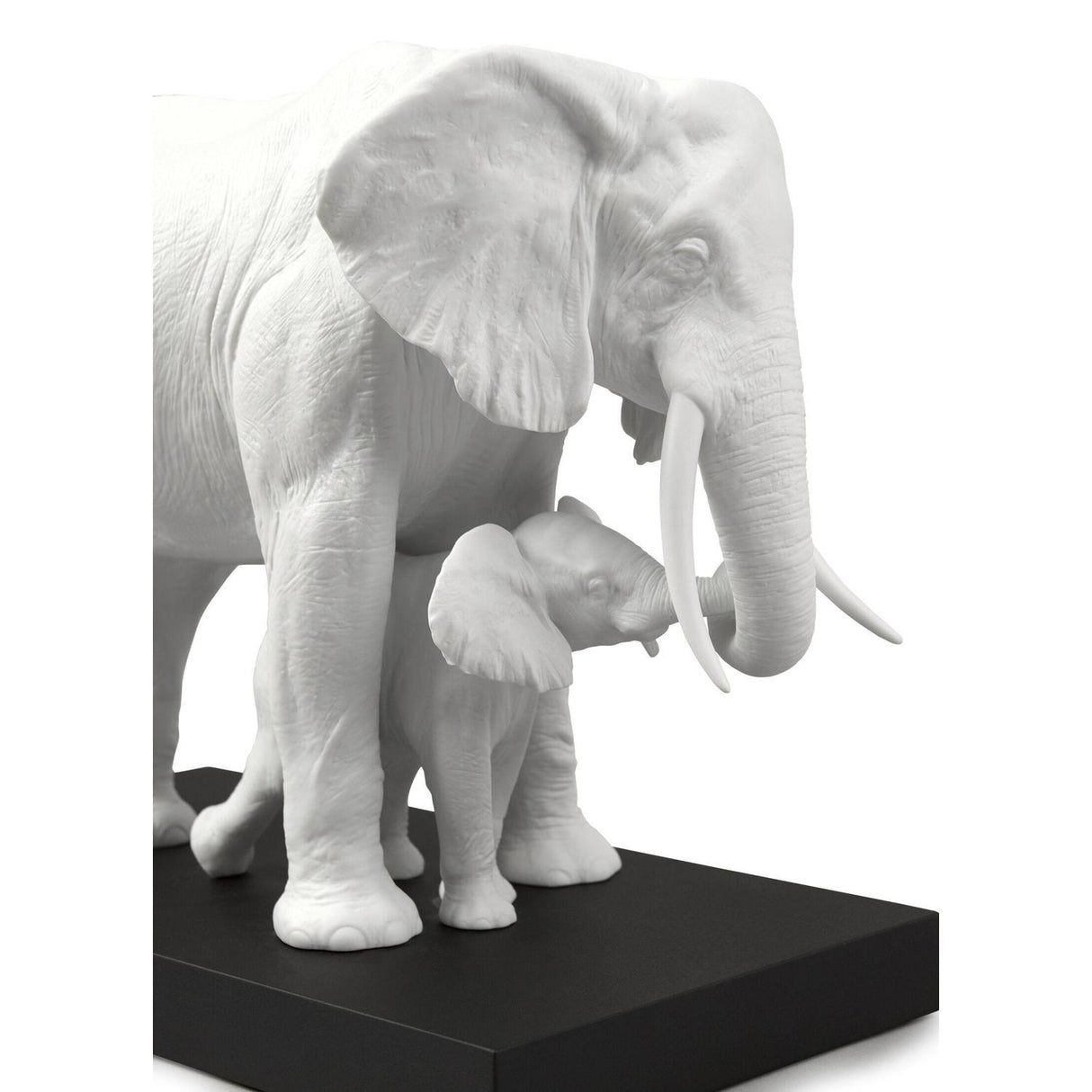 LLADRO' Scultura Elefanti Indicando la Via Bianco 29x36cm Porcellana